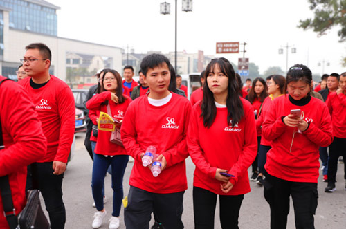 拓展什么時候進行合適？企業(yè)內(nèi)部溝通不容忽視？怎么避免拓展中的錯誤？