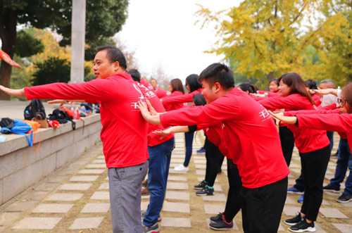 拓展什么時候進行合適？企業(yè)內(nèi)部溝通不容忽視？怎么避免拓展中的錯誤？