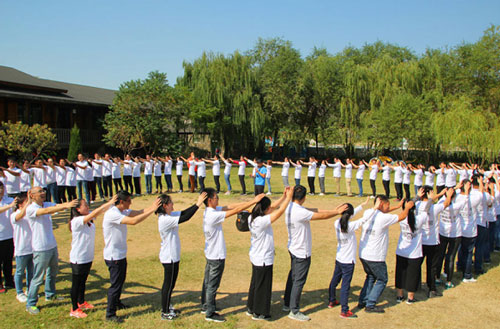 如何讓銷售培訓(xùn)傷得起和培養(yǎng)團(tuán)隊思想的有效手段及依靠團(tuán)隊成就未來